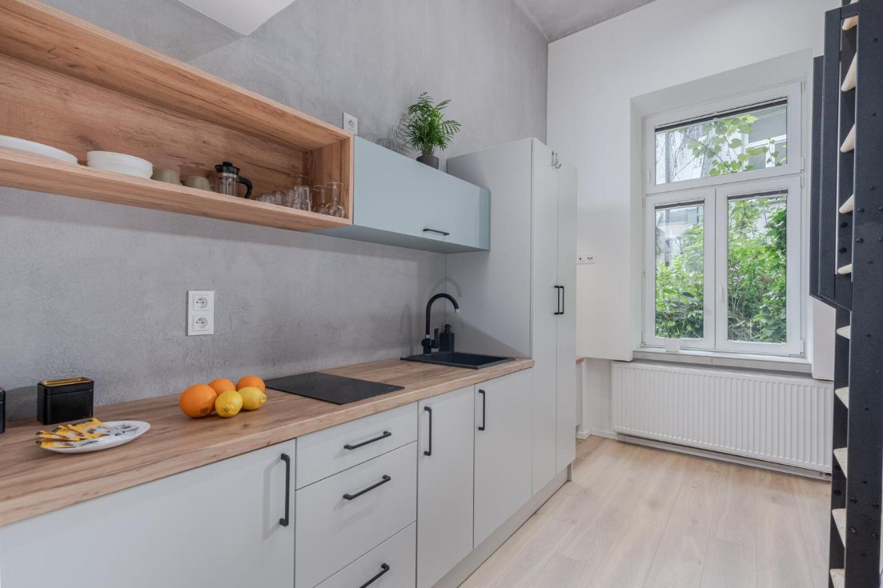 Parkside Fresh Apartments - Old Town Guesthouse - By Upstairs Cracovie Extérieur photo